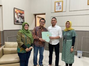 Serah Terima 5 (Lima) SHGB Persil Tanah Lahan PLTA Ampel Gading oleh BPN Kab. Malang kepada PT PLN (Persero) UIP JBTB